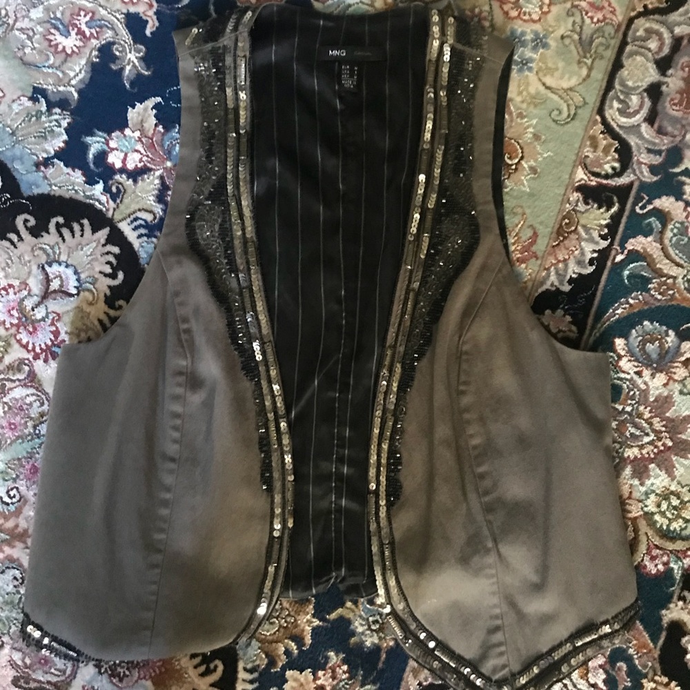 Mango Vest